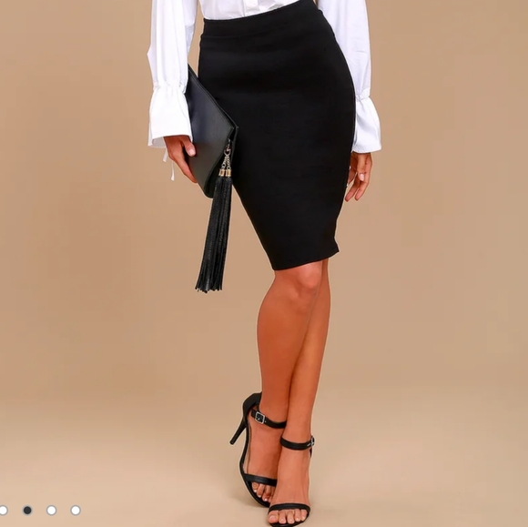 LOFT Dresses & Skirts - Ann Taylor Loft Black Skirt